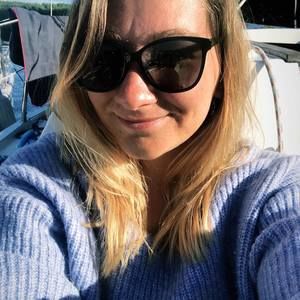 Meet your Posher, Julia